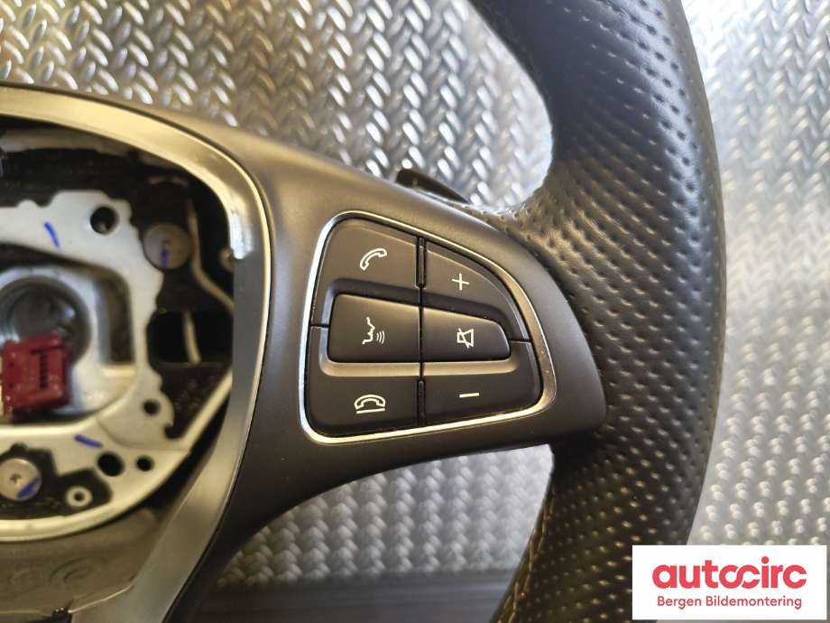 Ratt til Mercedes Vito 2014-->> (W447) (W447) (MERCEDES|A0004608203|)