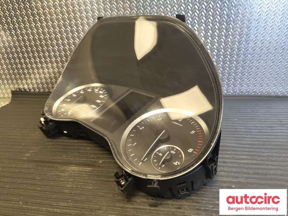 Instrumentpanel til Mercedes Vito 2014-->> (W447) (W447) (MERCEDES|A4479006524|)