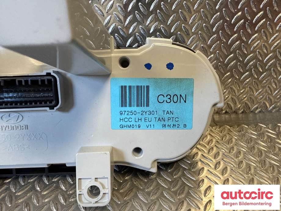 Varmeapparat betjening til Hyundai Ix35 2010-2015  (HYUNDAI|97250 2Y301TAN|)