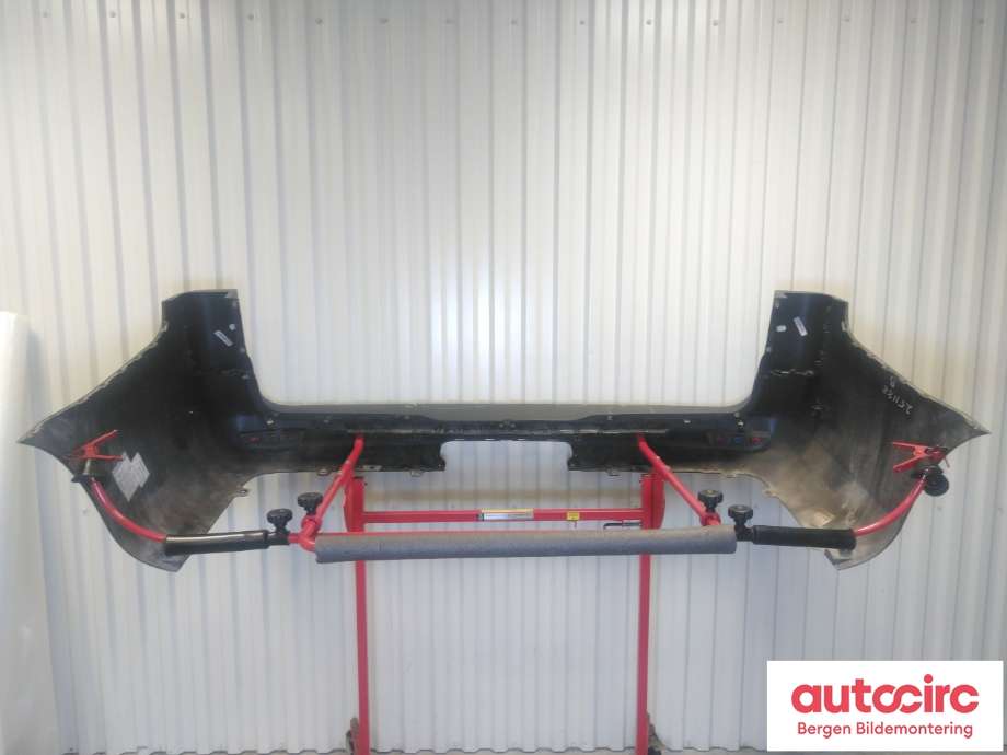 Støtfanger bak til Mercedes Vito 2014-->> (W447) (W447) (MERCEDES|A 447 885 18 01||A 447 880 82 03)