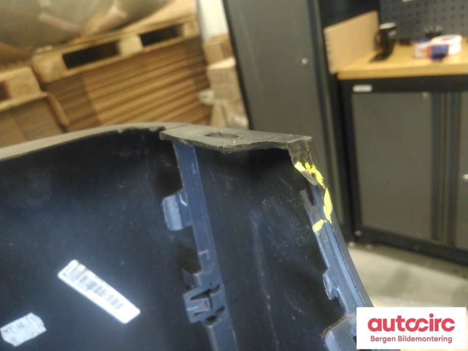 Støtfanger bak til Mercedes Vito 2014-->> (W447) (W447) (MERCEDES|A 447 885 18 01||A 447 880 82 03)