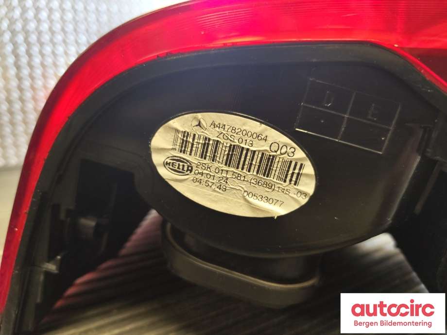 Baklykt venstre til Mercedes Vito 2014-->> (W447) (W447) (MERCEDES|A4478200064|)