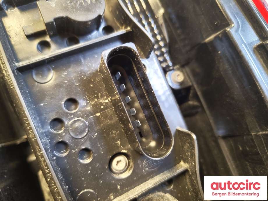 Baklykt venstre til Mercedes Vito 2014-->> (W447) (W447) (MERCEDES|A4478200064|)