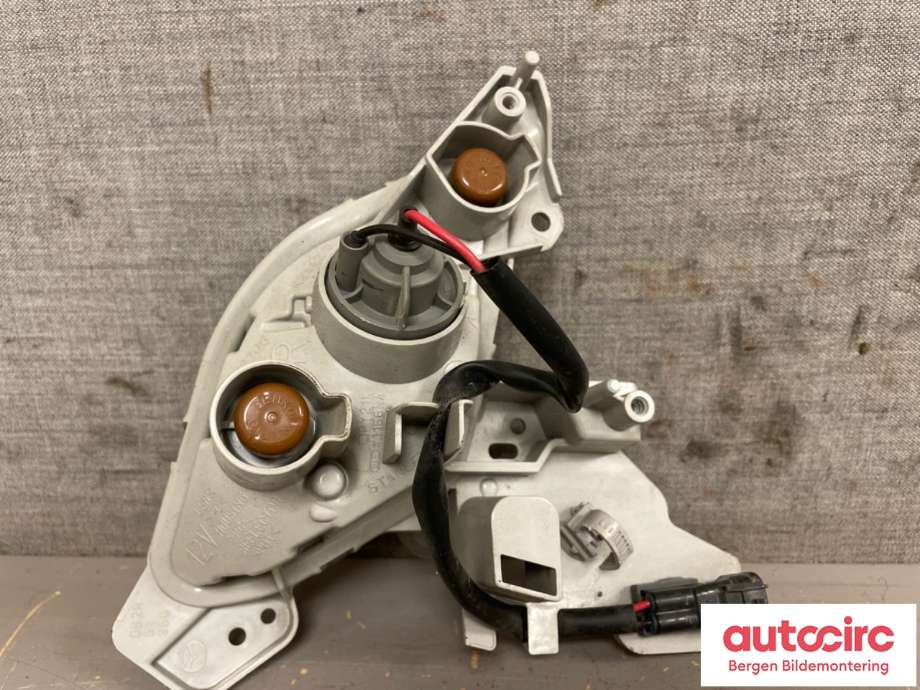 Blinklykt høyre til Mazda CX-3 2015-2022 (MAZDA|DB2R-51-350B|DB2R51350)