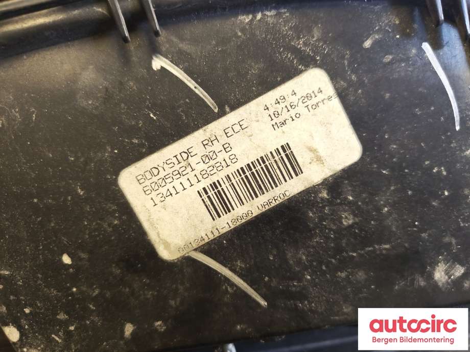 Baklykt høyre til Tesla Model S 2013-2016 (Fase 1)  (TESLA|6005921-00-B|)