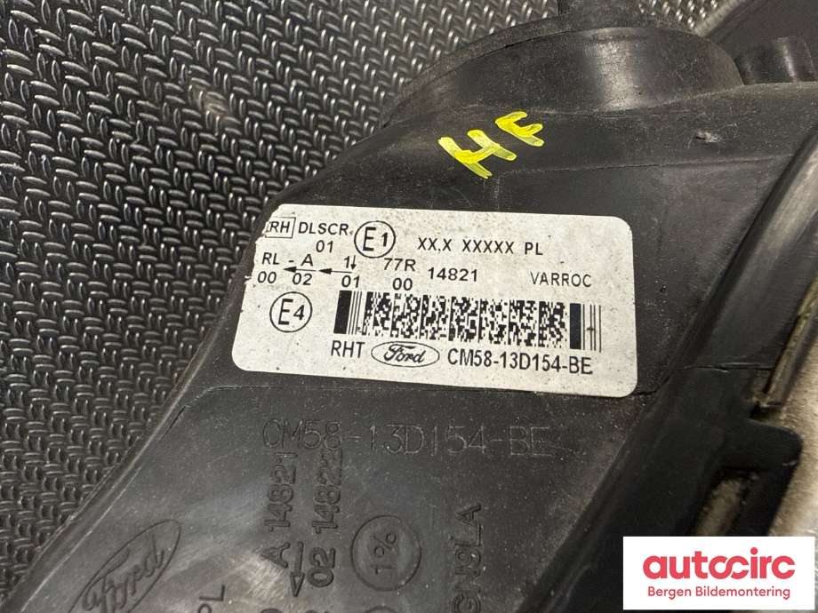 Frontlykt høyre halogen til Ford Focus 2014-2018 (Type III, Fase 2) (FORD|1946765|CM58-13005-BE|)