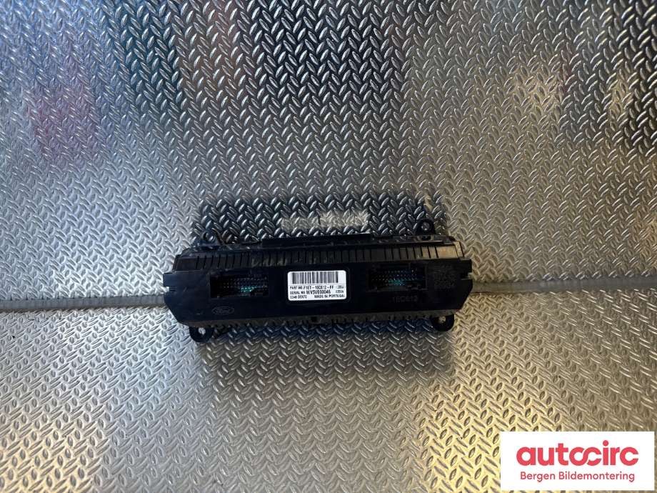 Varmeapparat betjening til Ford Focus 2014-2018 (Type III, Fase 2)  (FORD|2141296|F1ET-18C612-FJ|)