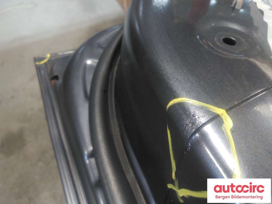 Dør høyre foran til Hyundai Ix35 2010-2015  (HYUNDAI|76004 2Y000|)
