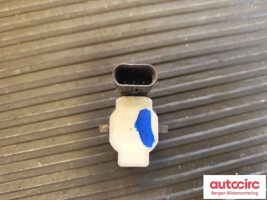 Parkeringssensor bak til Tesla Model S 2013-2016 (Fase 1)  (TESLA|1048473-00-A||1048473-06-A)