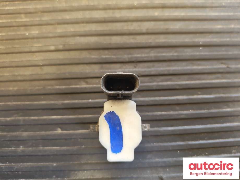 Parkeringssensor bak til Tesla Model S 2013-2016 (Fase 1)  (TESLA|1048473-00-A||1048473-06-A)