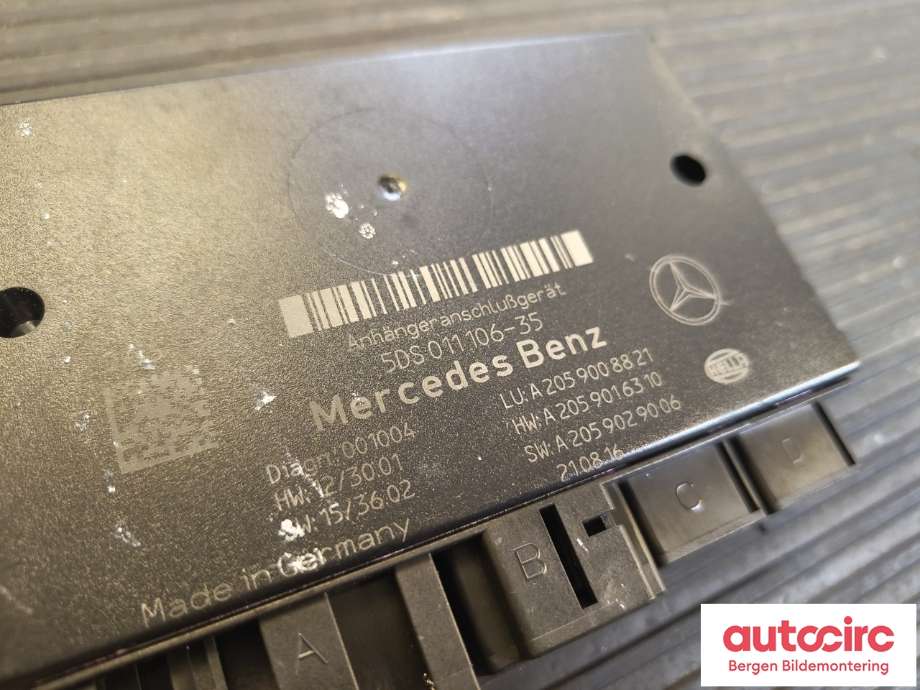 Styreenhet hengerfeste til Mercedes C-Klasse 2014-2018 (Fase 1) (W205) (W205) (MERCEDES|A 205 900 88 21|)