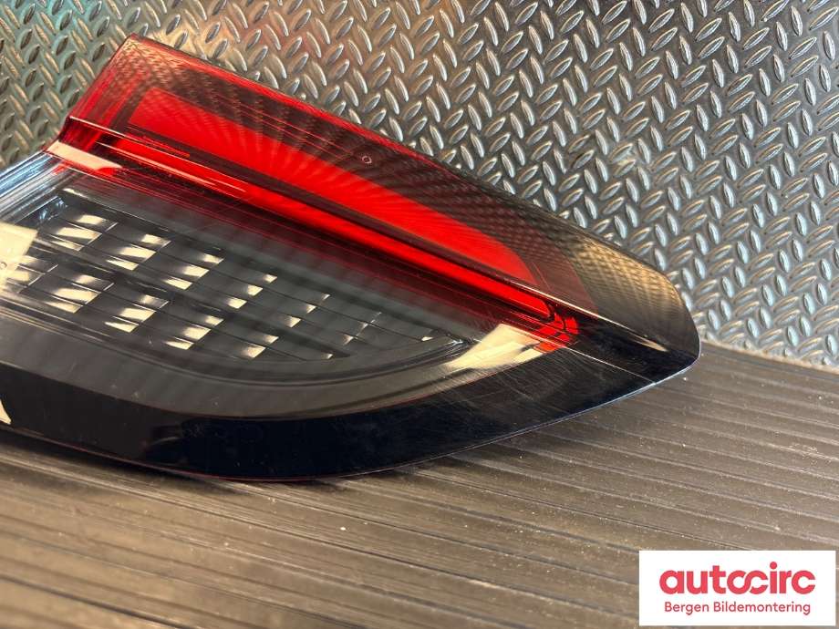 Baklykt venstre indre til Opel Corsa F 2019-->>  (OPEL|98 300 978 80|)