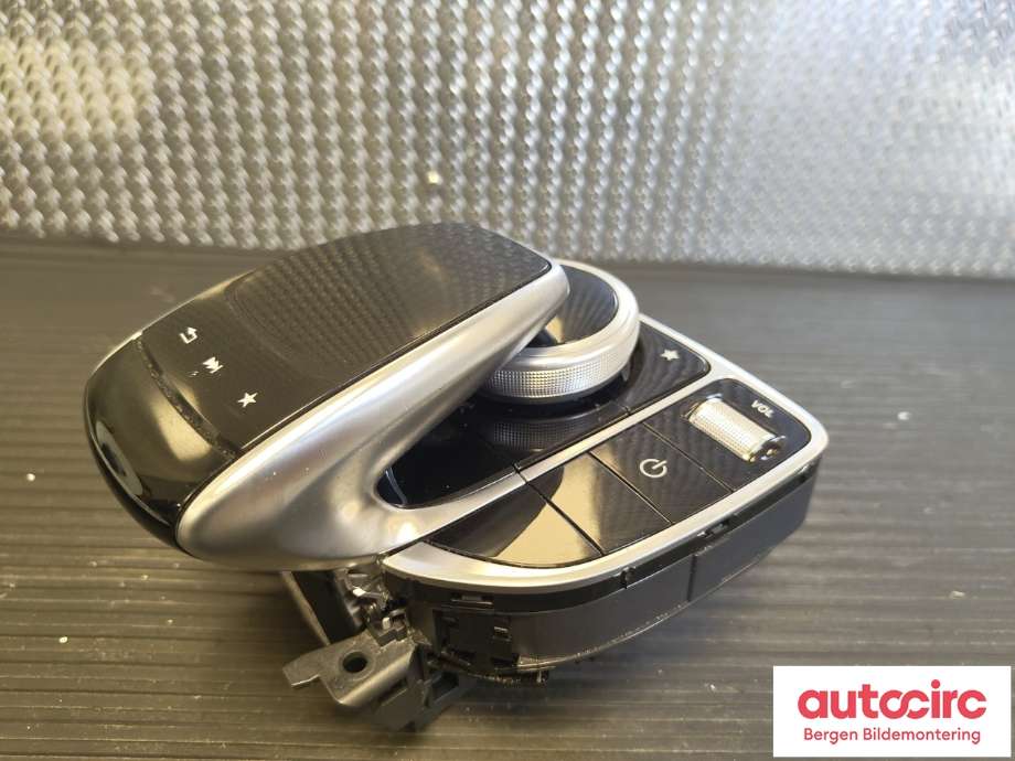 Bilstereo diverse til Mercedes C-Klasse 2014-2018 (Fase 1) (W205) (W205) (MERCEDES|A 205 900 59 15|A 205 905 66 07|A 205 905 93 06)