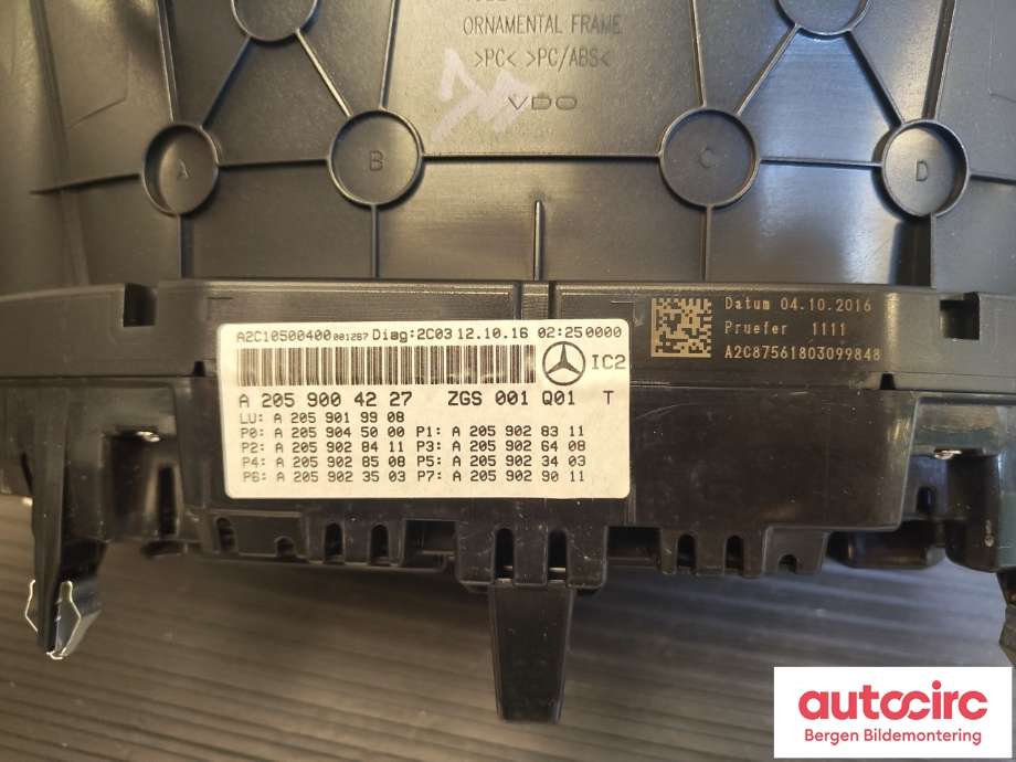 Instrumentpanel til Mercedes C-Klasse 2014-2018 (Fase 1) (W205) (W205) (MERCEDES|A 205 900 42 27|A 205 900 96 29|)