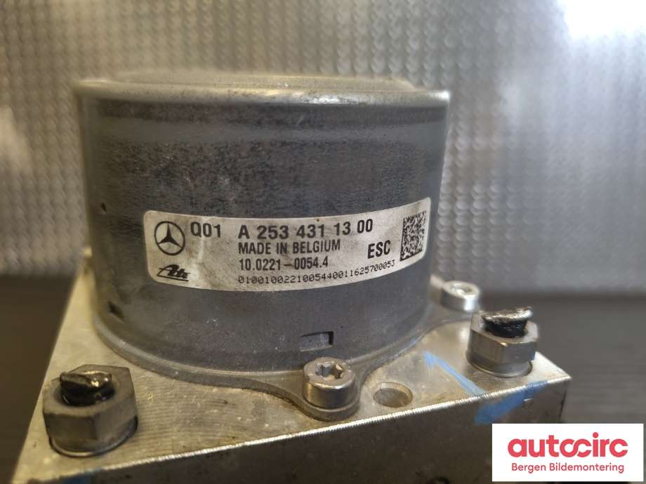 ABS sentral til Mercedes C-Klasse 2014-2018 (Fase 1) (W205) (W205) (MERCEDES|A 253 431 33 00|A 253 431 38 00|)