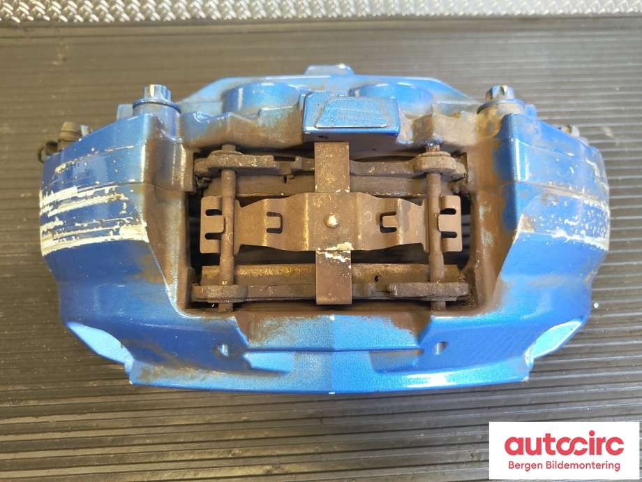 Bremsecaliper venstre foran til Mercedes C-Klasse 2014-2018 (Fase 1) (W205) (W205) (MERCEDES|A 205 421 43 00|)