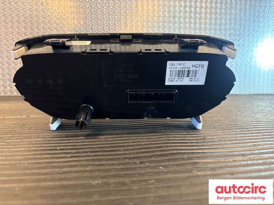 Varmeapparat betjening til Hyundai i20 2015-2020 (Type II) (HYUNDAI|97250C 8200SDH|)