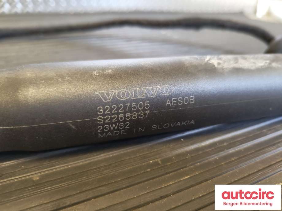 Baklukedemper til Volvo V90 / V90 CC / S90 2016-->>  (VOLVO|32227505|)