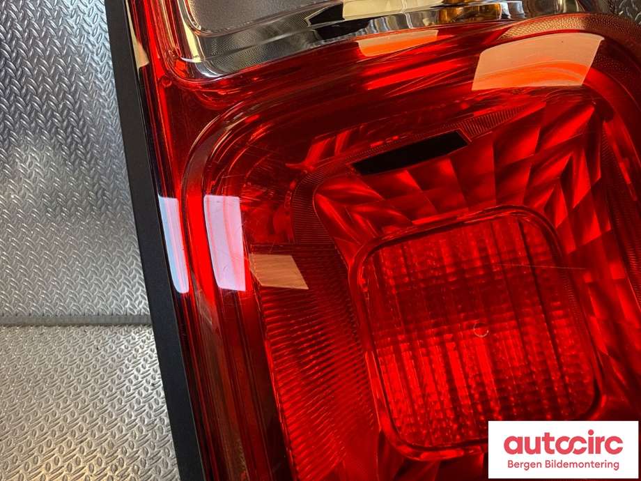 Baklykt høyre til Peugeot Expert 2016-->> (Type III)  (PEUGEOT|98 082 430 80|)