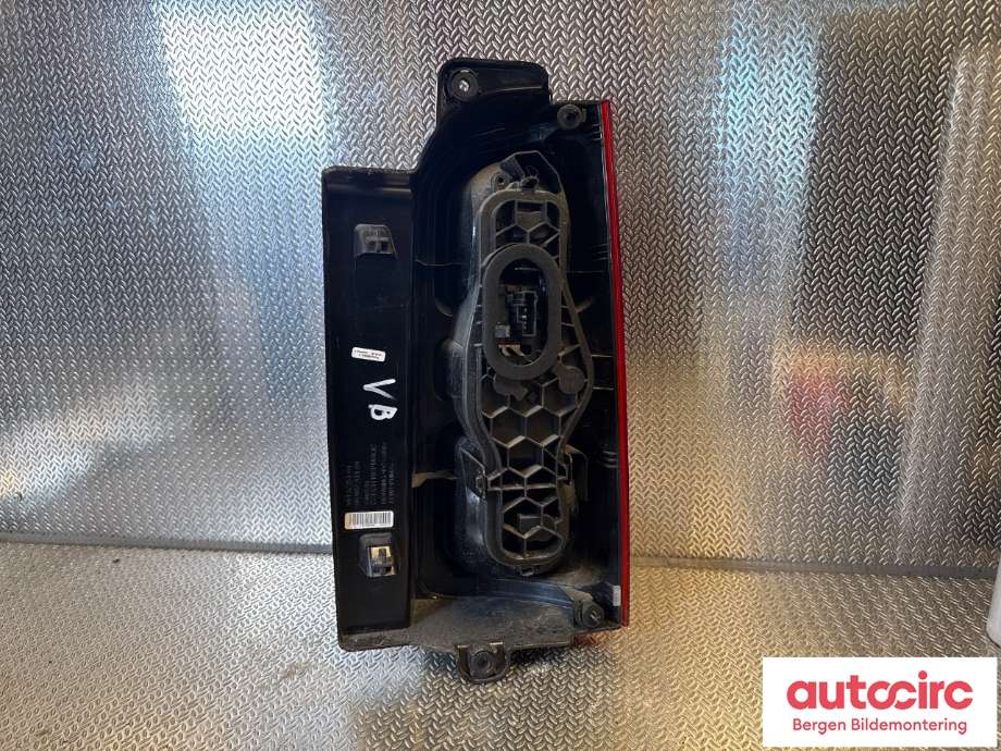 Baklykt venstre til Peugeot Expert 2016-->> (Type III)  (PEUGEOT|98 082 431 80|)