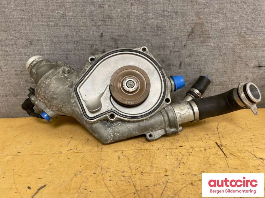 Vannpumpe til BMW 4-Serie 2013-2020 (F32/F33/F36) (F32/F33/F36) (BMW|11 51 7 846 361|784636104)