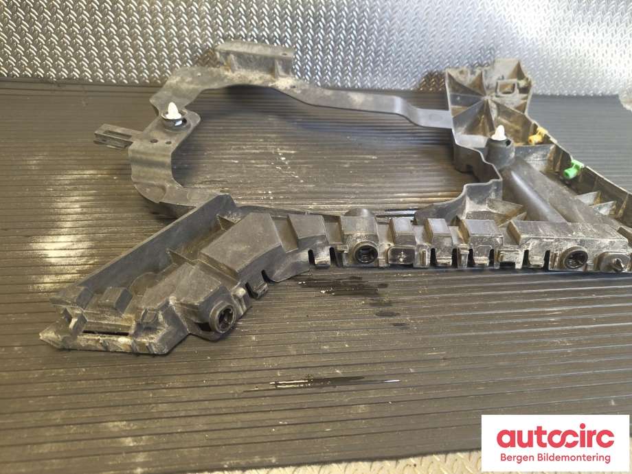 Diverse deler til Volvo V90 / V90 CC / S90 2016-->>  (VOLVO|31383287|)