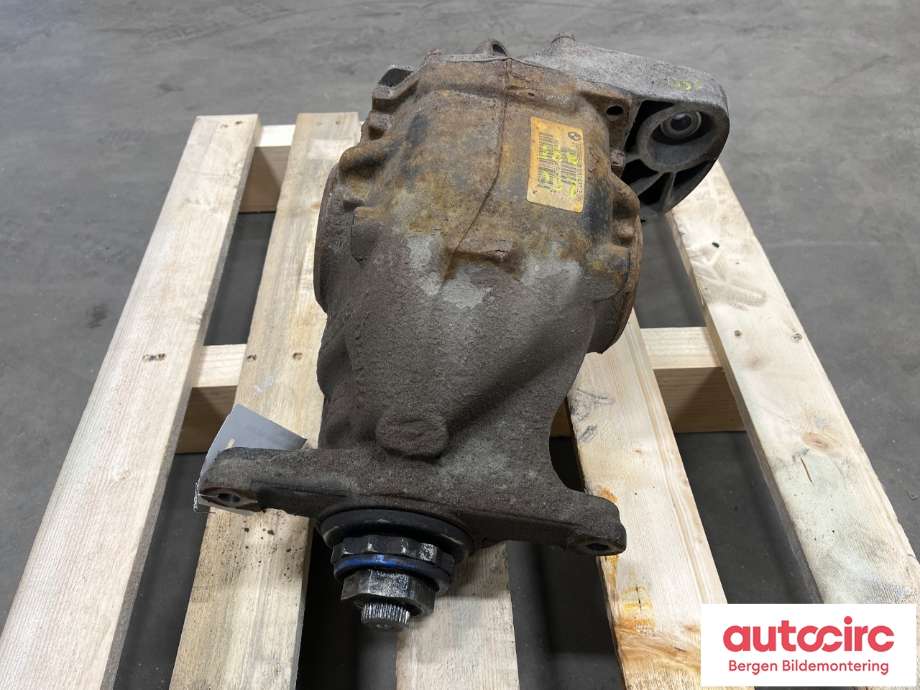 Kardang klokke bak til BMW X4 2014-2018 (F26) (F26) (BMW|33 10 7 592 006|)