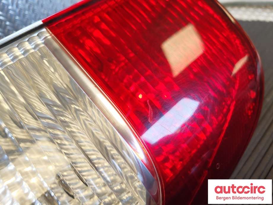 Baklykt venstre til Mercedes Vito/Viano 2004-2010 (Fase 1) (W639) (W639) (MERCEDES|A 639 820 16 64|)