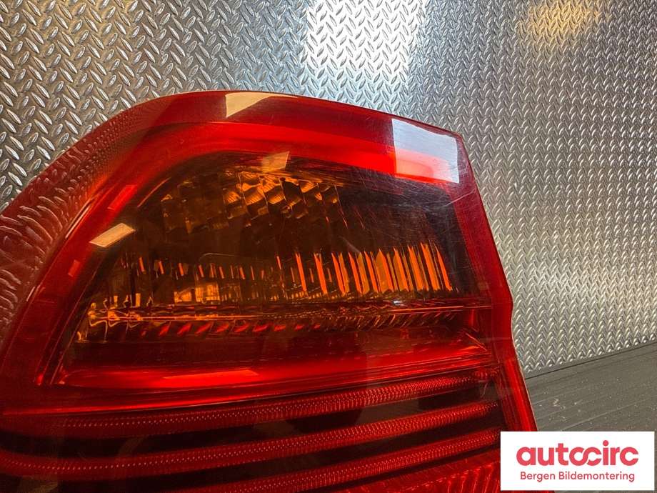 Baklykt venstre til BMW 3-Serie 2005-2011 (E90/E91/E92/E93) (E90/E91/E92/E93) (BMW|63 21 6 937 457|)