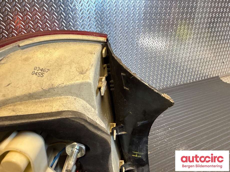 Baklykt høyre til BMW 3-Serie 2005-2011 (E90/E91/E92/E93) (E90/E91/E92/E93) (BMW|63 21 7 289 432|63 21 7 154 160|)