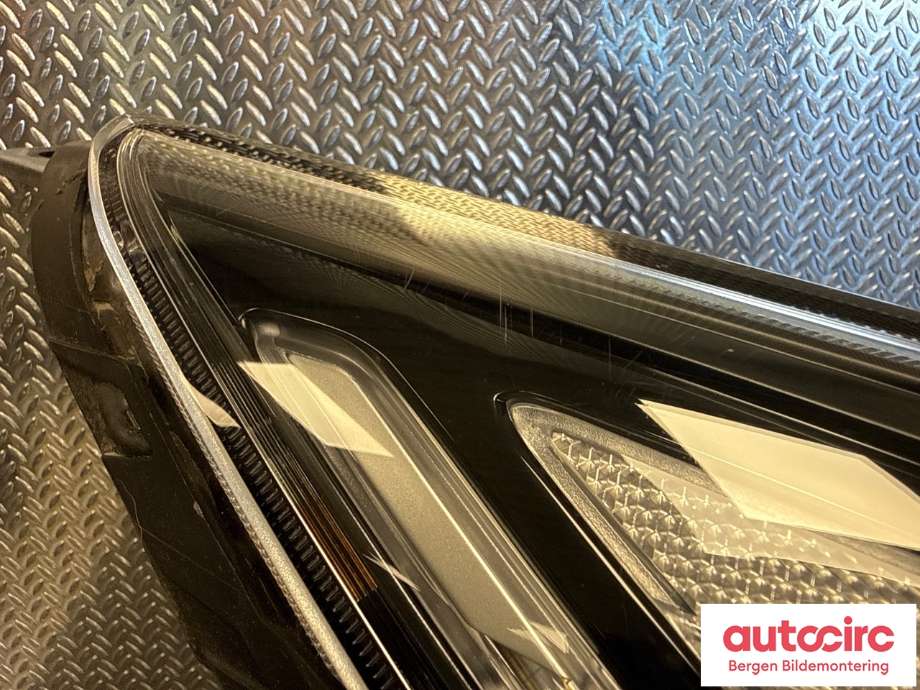 Frontlykt høyre halogen til Kia Niro 2016-2021 (KIA|92102G 5000|)