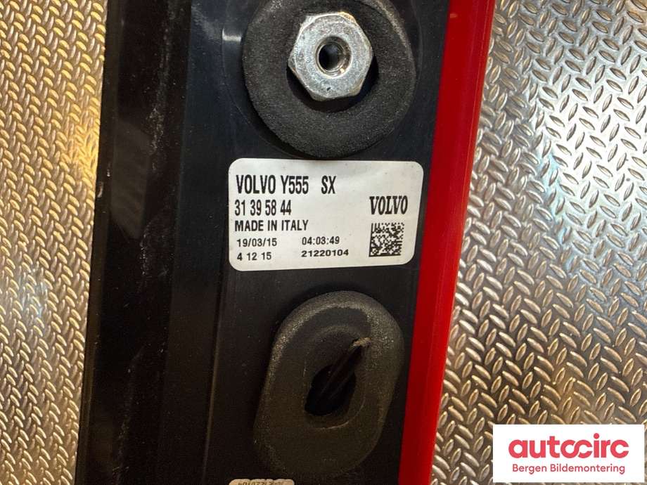 Baklykt venstre til Volvo V40 2012-2019  (VOLVO|31395844|)