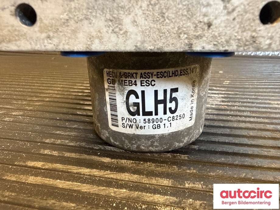 ABS sentral til Hyundai i20 2015-2020 (Type II)  (HYUNDAI|58920C 8250|)