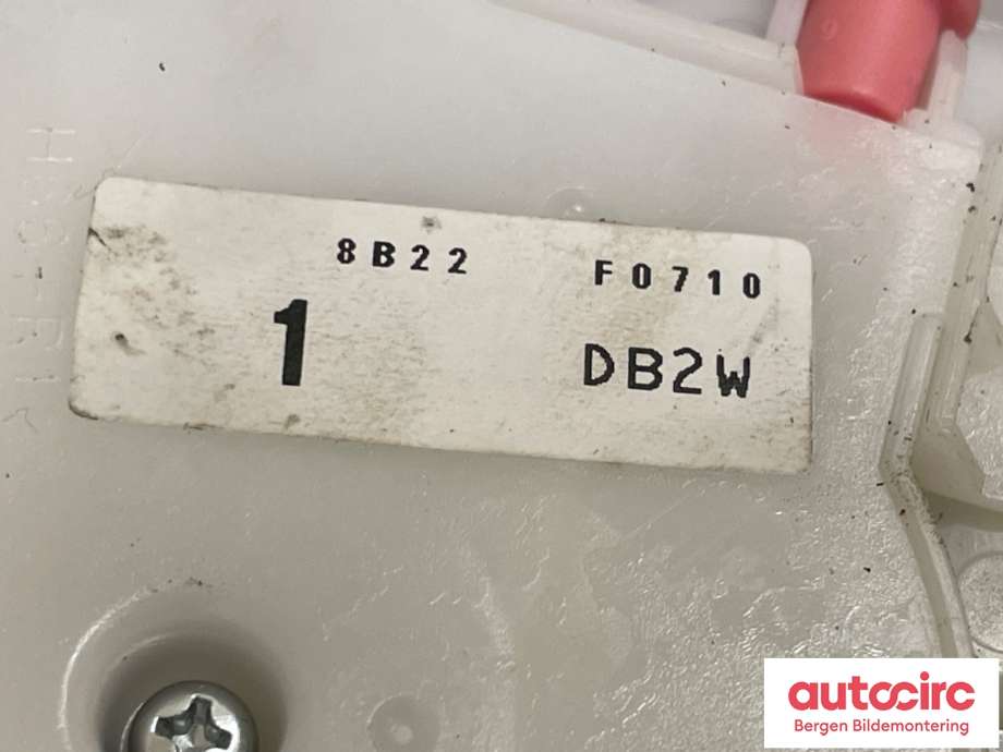 Låsekasse høyre til Mazda CX-3 2015-2022  (MAZDA|DB2W-58-310|)