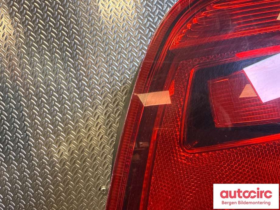 Baklykt høyre til VW Polo 2014-2017 (Type V, Fase 2) (VOLKSWAGEN|6C0 945 096 M|)