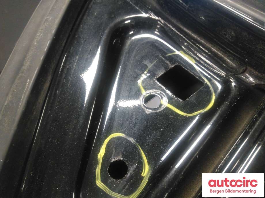 Dør høyre foran til Ford S-Max 2010-2015 (Type I, Fase 2) (FORD|1727506|PAM21-R20124-AC|)