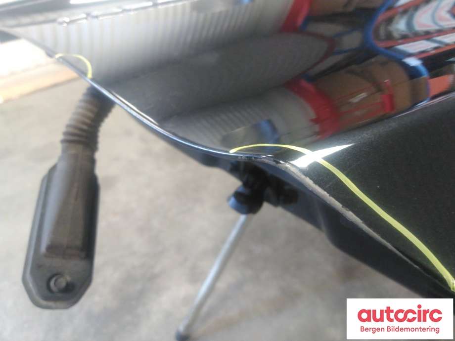 Dør høyre foran til BMW X3 2010-2017 (F25) (F25) (BMW|41 51 7 355 804|)
