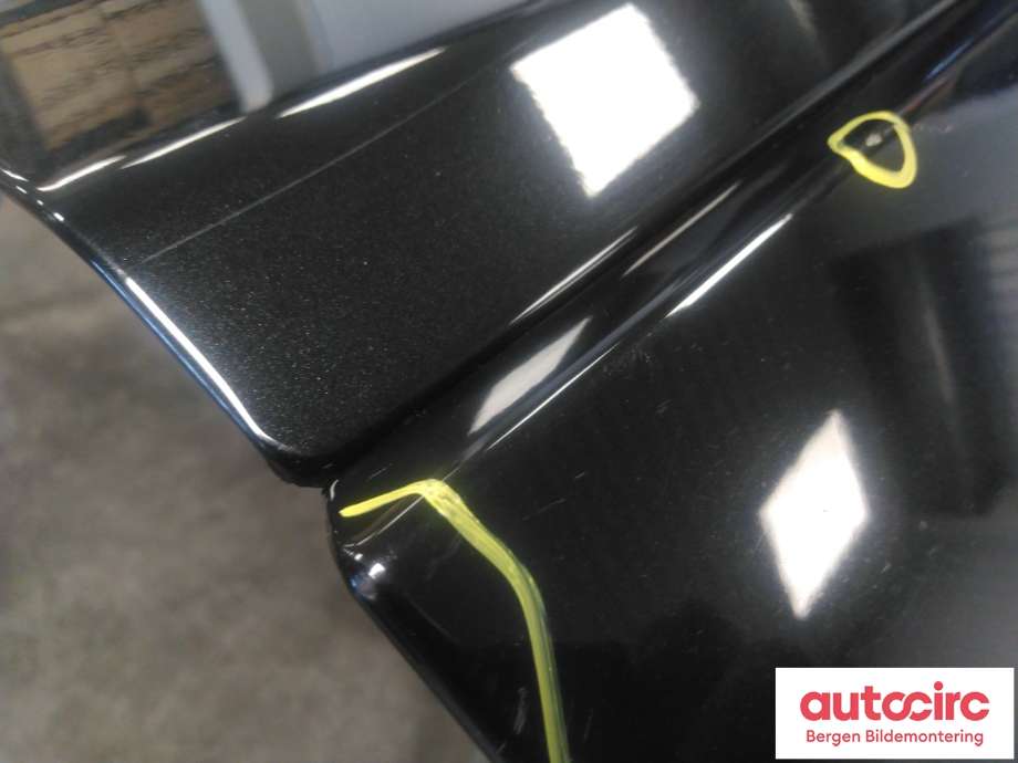 Dør høyre foran til BMW X3 2010-2017 (F25) (F25) (BMW|41 51 7 355 804|)
