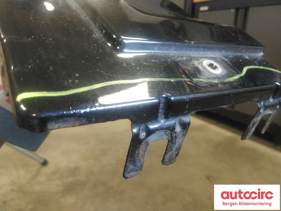 Skjerm venstre foran til BMW X3 2010-2017 (F25) (F25) (BMW|41 35 7 267 323|)