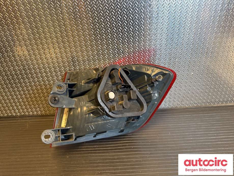 Baklykt venstre til BMW 3-Serie 2012-2018 (F30/F31/F34) (F30/F31/F34) (BMW|63 21 7 312 845|)