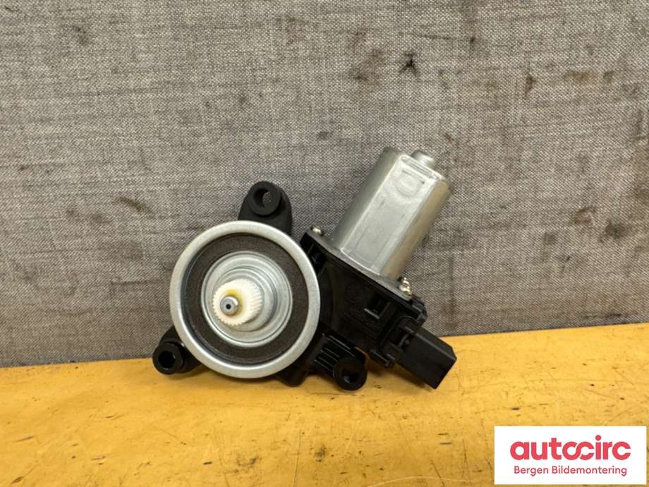 Ruteheis høyre til Mazda CX-3 2015-2022 (MAZDA|BHN9-58-58X|BHN9 58 58X)