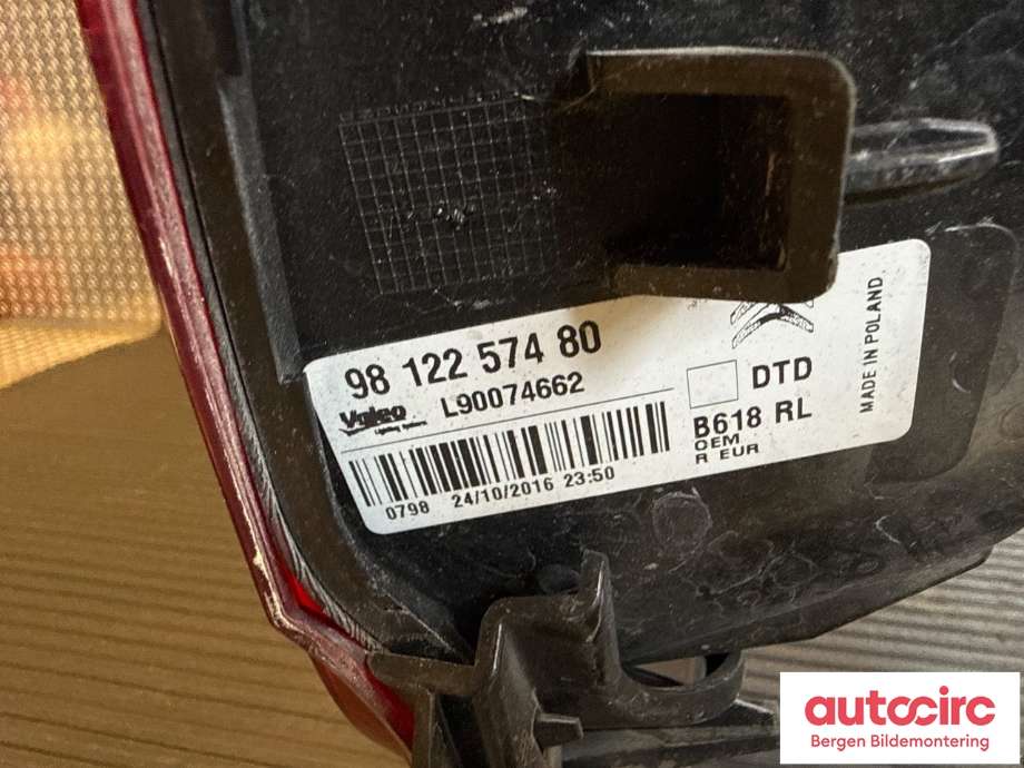 Baklykt høyre til Citroën C3 2016-->> (Type III)  (CITROEN|98 122 574 80|)