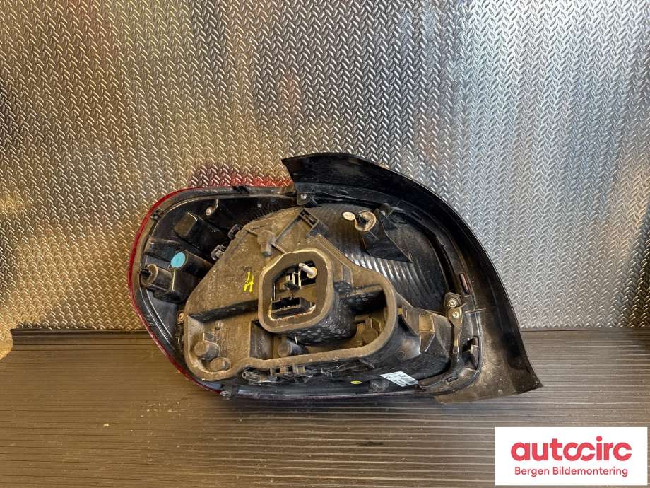 Baklykt høyre til Citroën C3 2016-->> (Type III)  (CITROEN|98 122 574 80|)