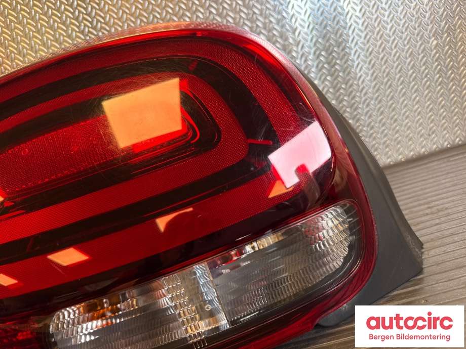 Baklykt venstre til Citroën C3 2016-->> (Type III) (CITROEN|98 122 575 80|)