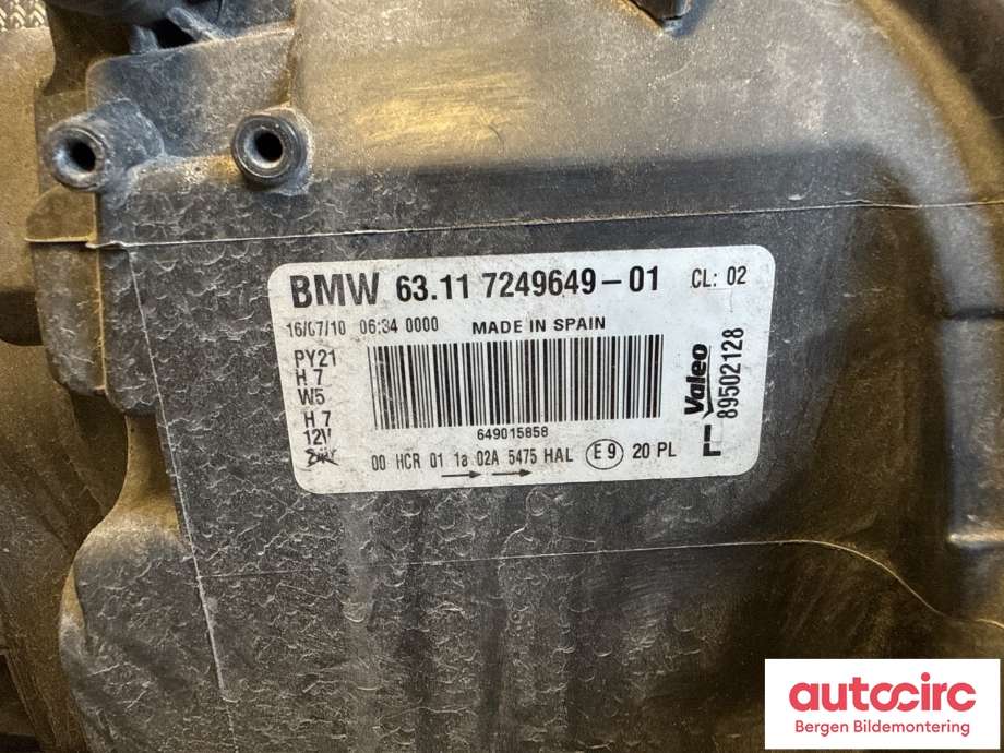 Frontlykt venstre halogen til BMW 1-Serie 2004-2011 (E81/E82/E87/E88) (E81/E82/E87/E88) (BMW|63 11 7 249 649|)