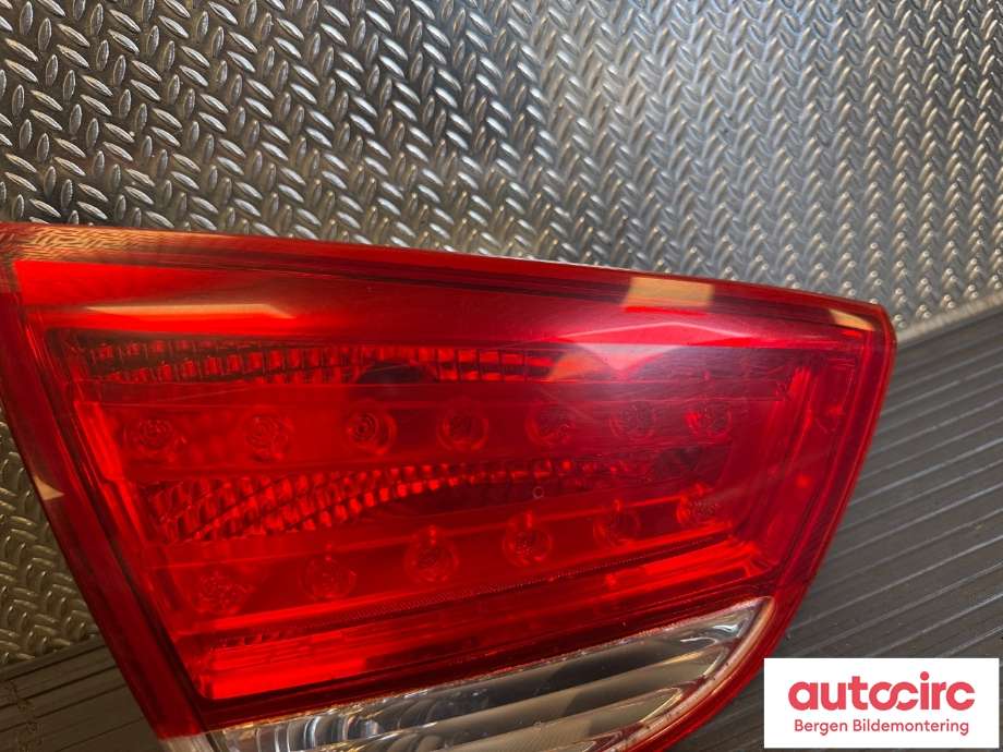 Baklykt venstre indre til Hyundai Ix35 2010-2015 (HYUNDAI|92405 2Y000|)