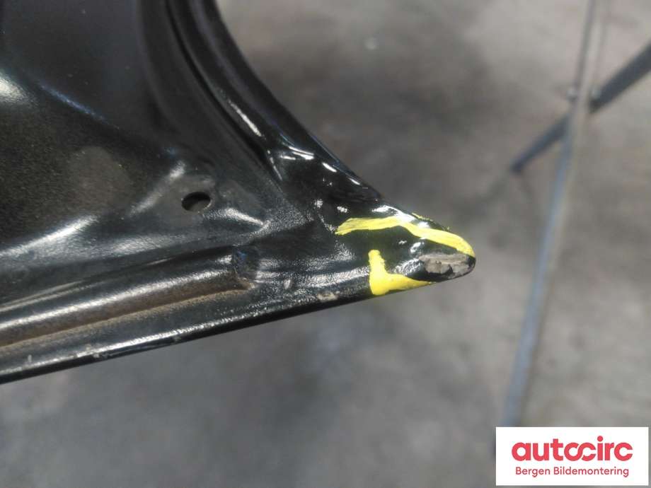 Panser til VW ID.5 2022-->>  (VOLKSWAGEN|11A 823 031 B|)