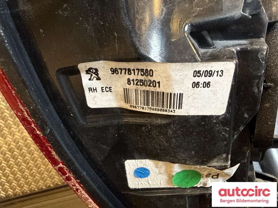 Baklykt høyre til Peugeot 308 2013-2021 (Type II)  (Peugeot|96 778 175 80|)