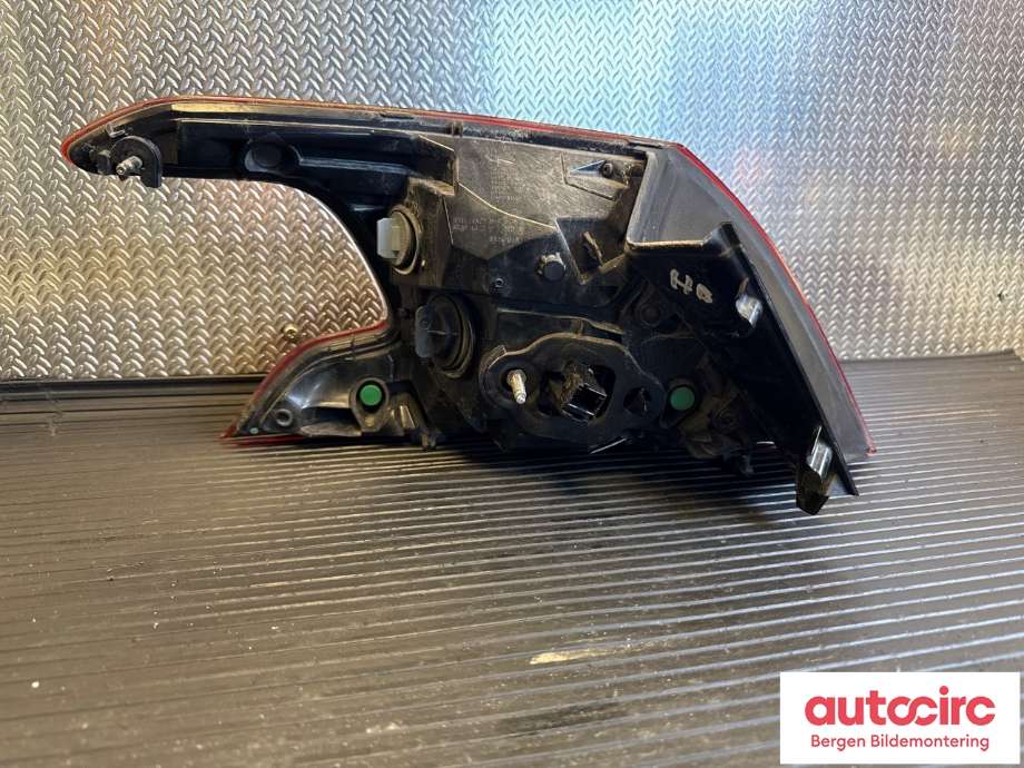 Baklykt høyre til Peugeot 308 2013-2021 (Type II)  (Peugeot|96 778 175 80|)