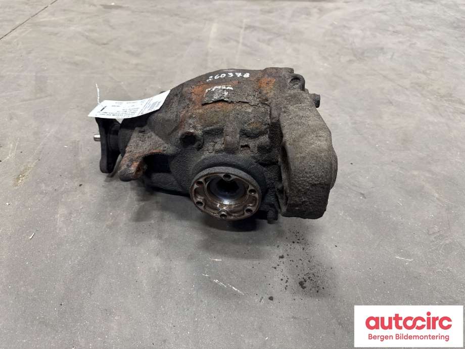 Kardang klokke bak til BMW 3-Serie 2005-2011 (E90/E91/E92/E93) (E90/E91/E92/E93) (BMW|33 10 7 571 189|)
